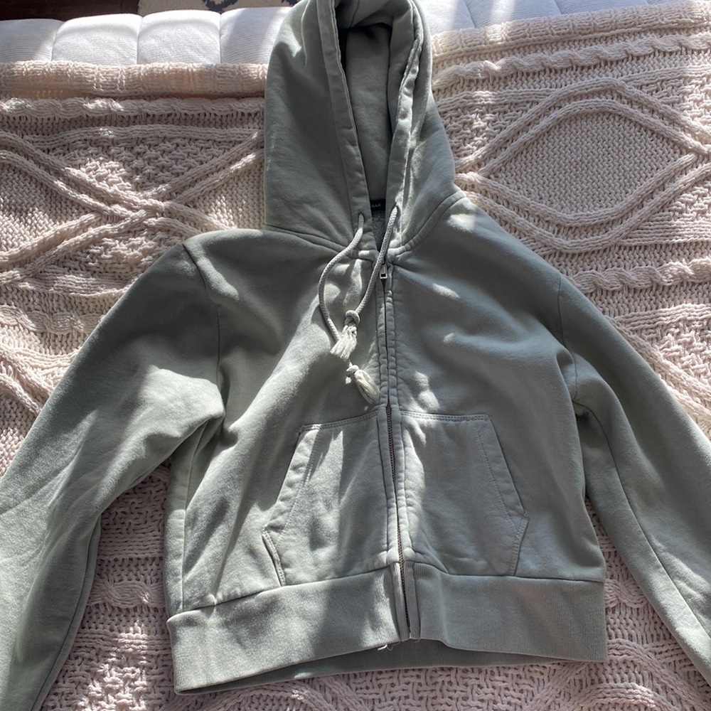 Brandy Melville cropped zip up